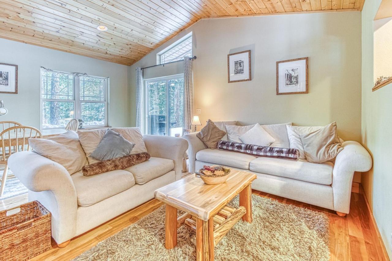 River Song Cabin Leavenworth Exterior photo